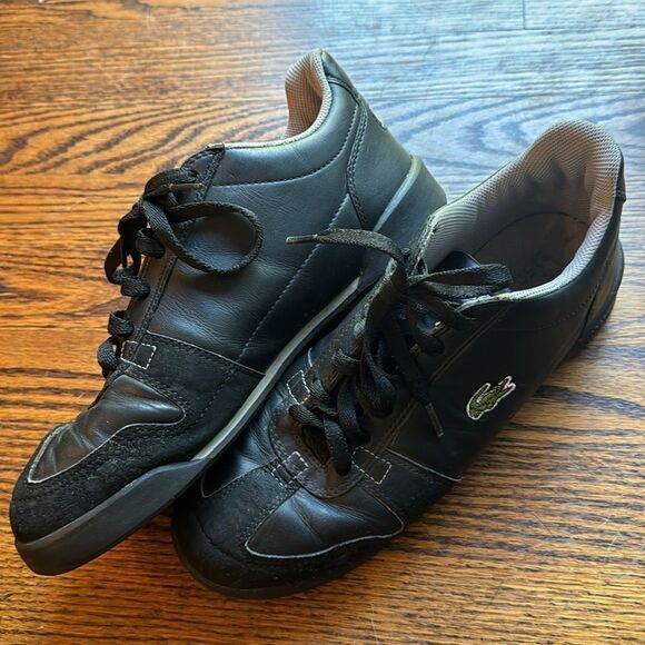 Lacoste black leather/suede lace up low top embroidered logo sneakers. Size 8 - Picture 8 of 9